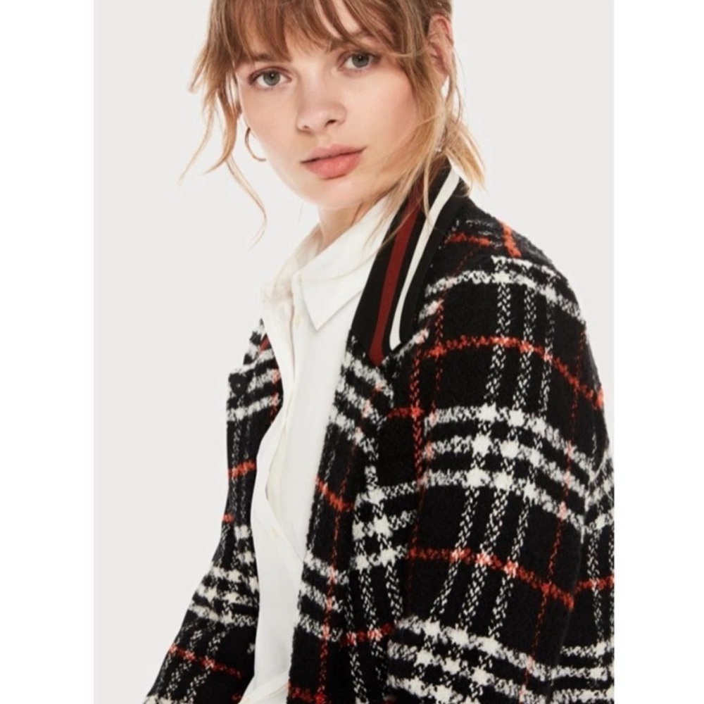 Scotch & Soda Black Plaid Wool Blended Single
Breasted Coat. Size XS.
